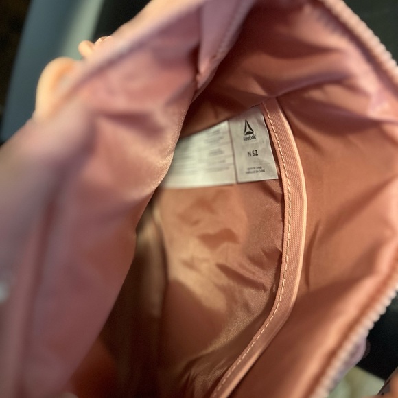 Reebok Barbie Pink Madison Crossbody Water Resistant NWT - Picture 9 of 9